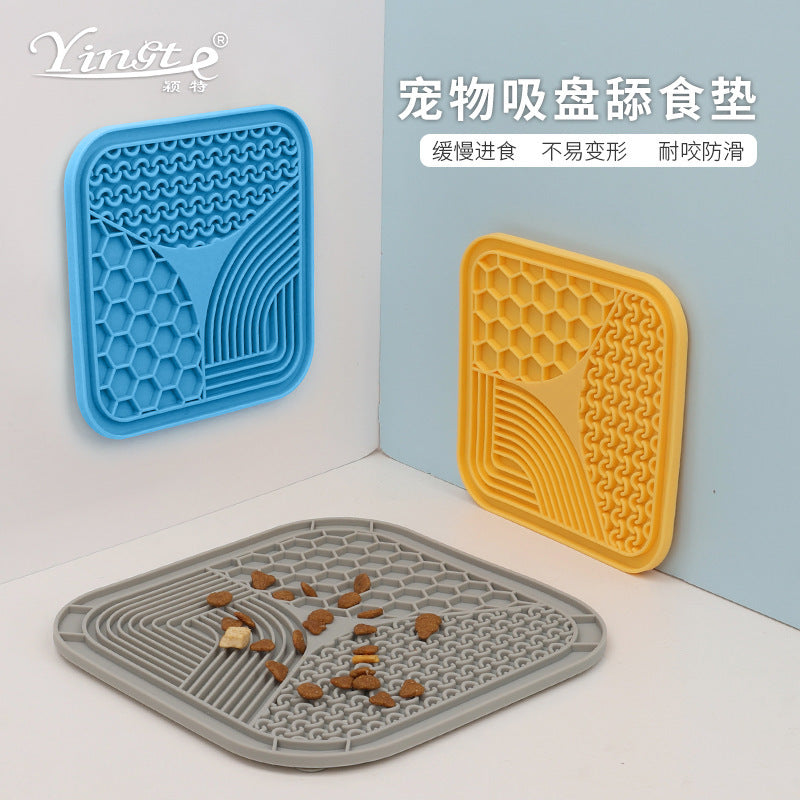 Why a Suction Cup Lick Mat Slows the Fastest Eater