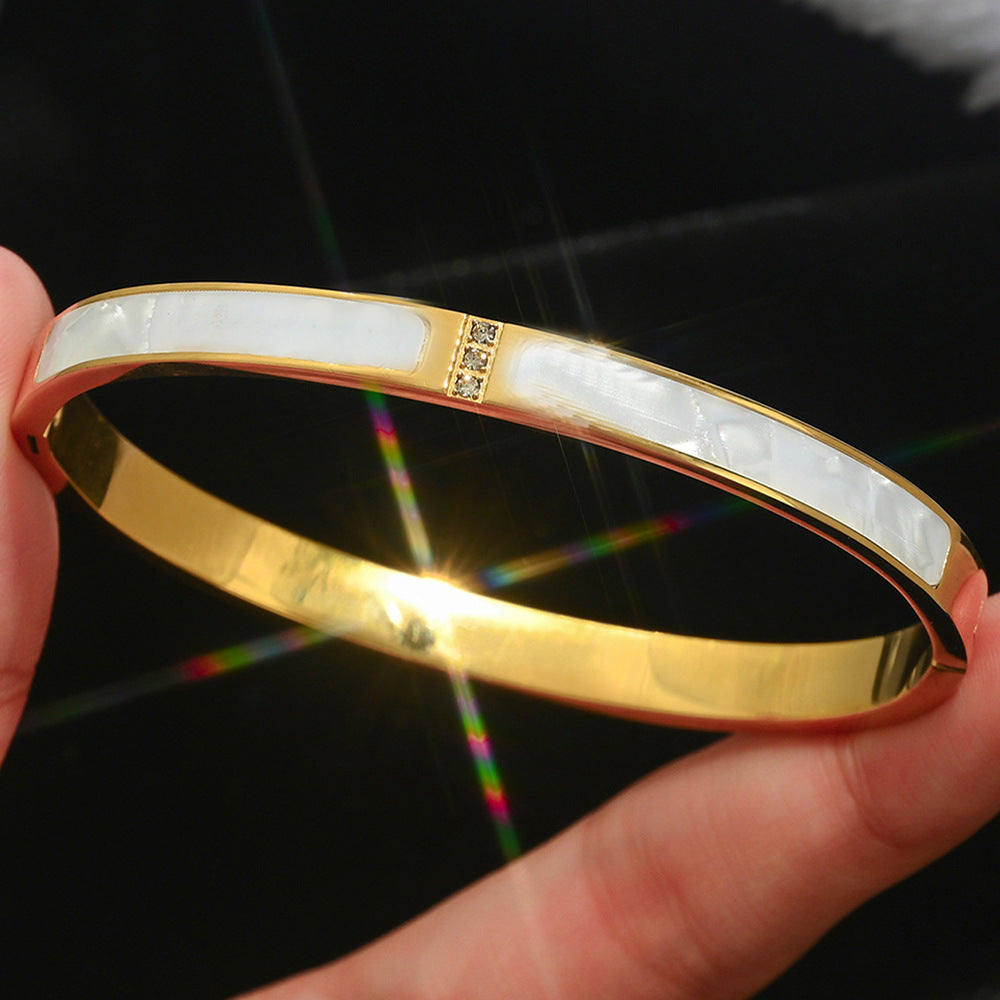 f3726607-65aa-4e9b-8e7f-9f0eaefd15d8