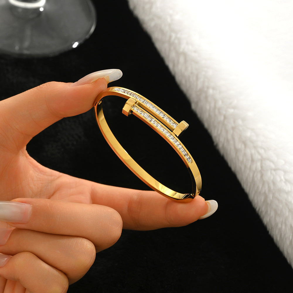 dd80380f-31cd-4184-8dd6-1a6ddfe9a15a