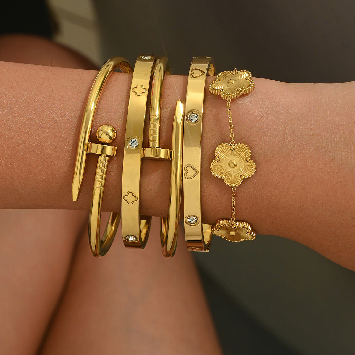 15b98141-fbf9-4a37-8975-ab5b6c36b649