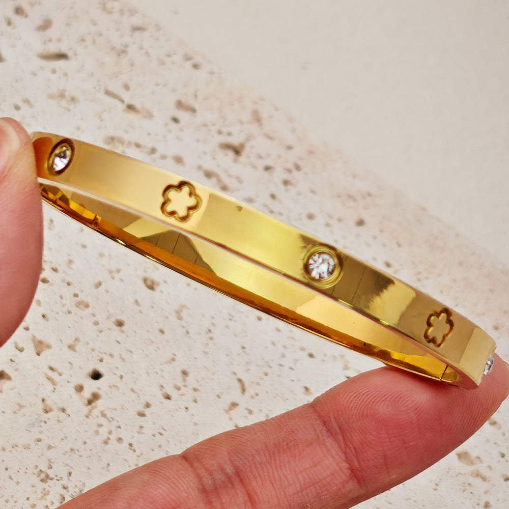 02800b33-2438-41cf-8251-ab5ee21b930f