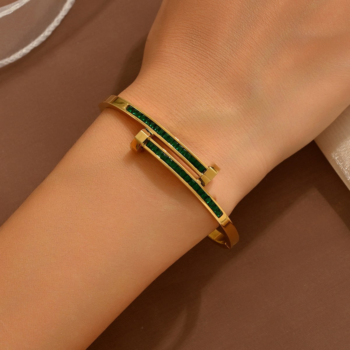 645da183-5bde-4ef4-8005-e972ea3b74c8
