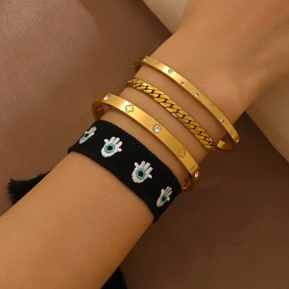 ab67522d-5a6a-4165-80d6-379bb12944c8