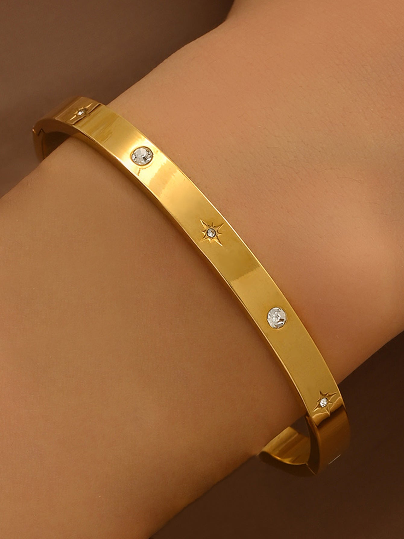 33e275e9-dcb3-42c0-80ad-5d2daf705655