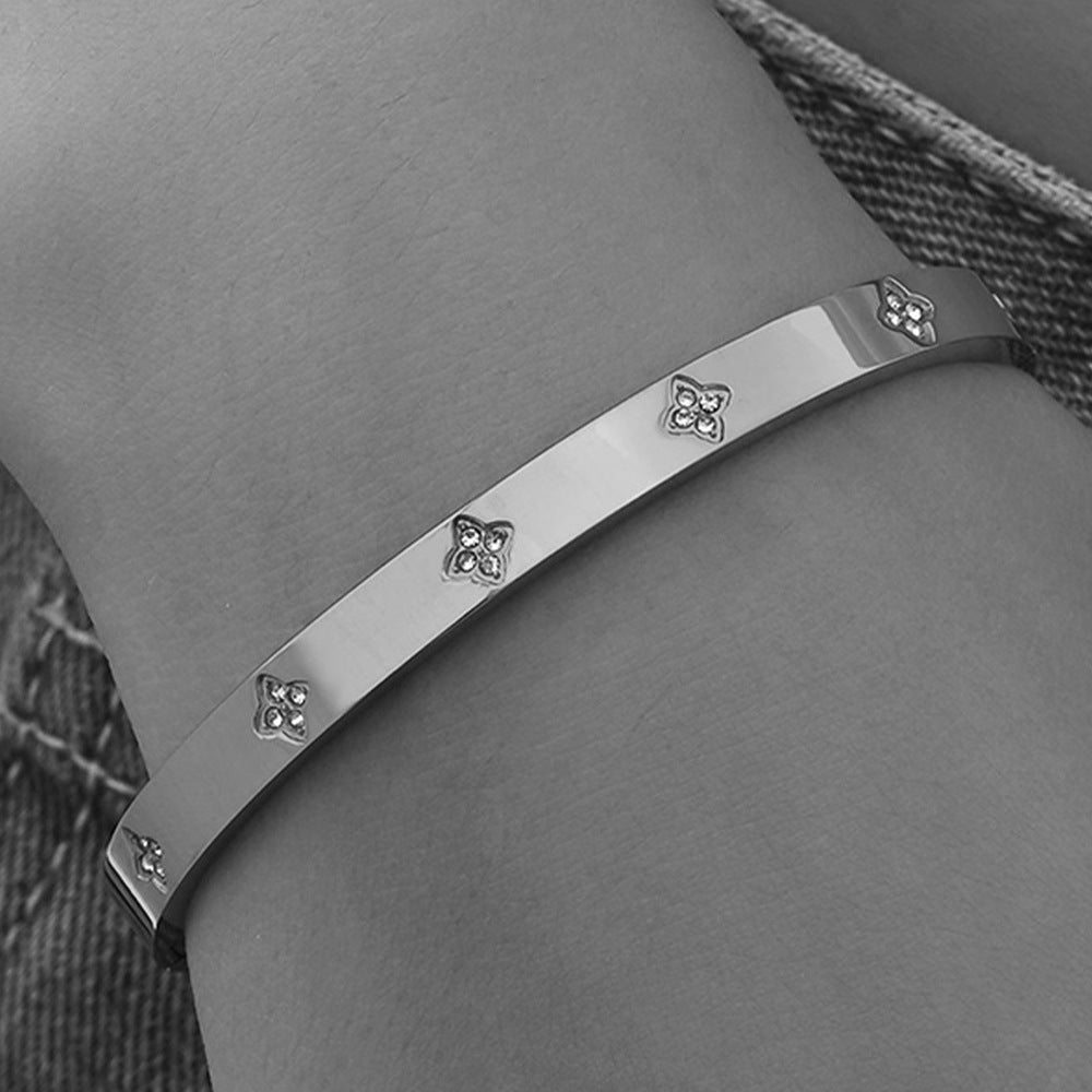 cd2e3cf4-0049-49ac-a669-1128aceef65b