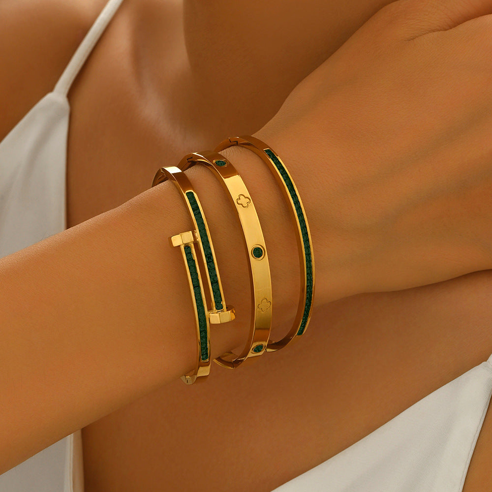 f011e3c9-5867-45d5-aa47-78ec483d0bcb