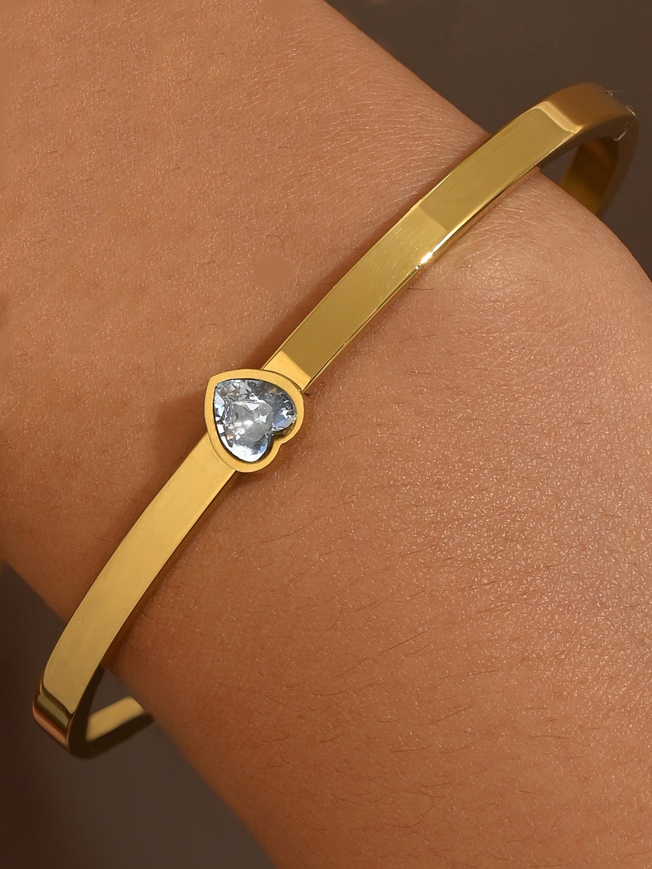 4f63df24-2dd5-46fb-a139-ab12e46cfb5b