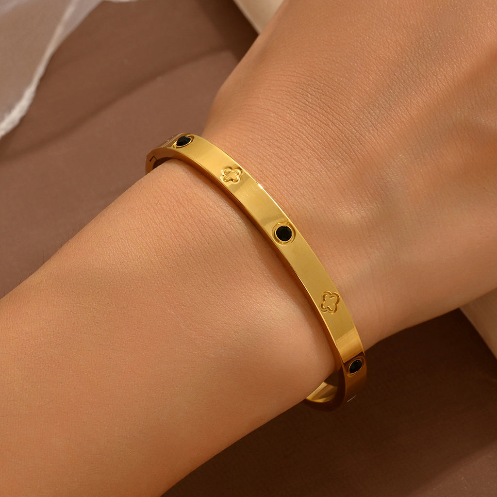 5acf7002-77b3-4fc8-a65c-3205df4461c5